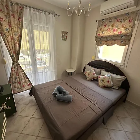 Mezoneta With Amazing View By The Sea * Nikiti (Sithonia)