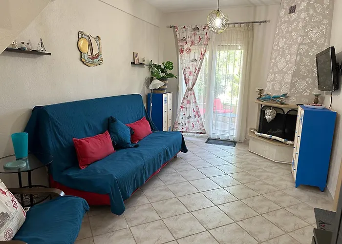 Cozy Blu בית נופש ניקיטי